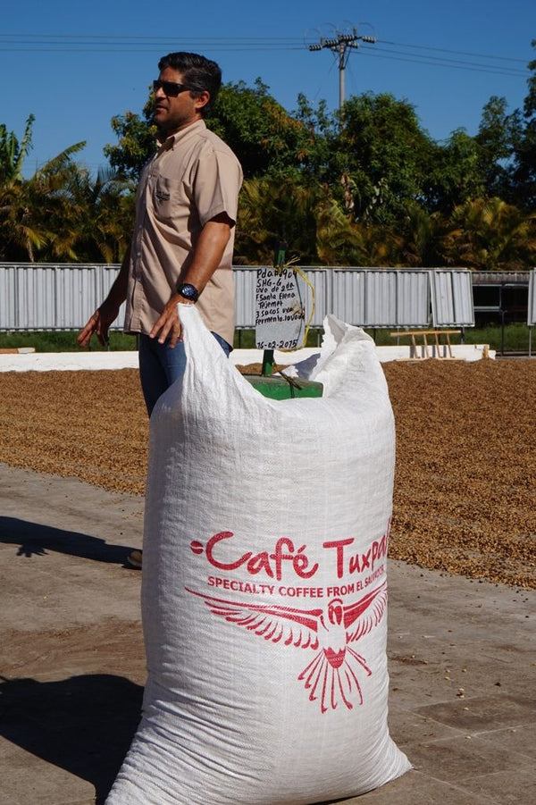 El Salvador Santa Petrona
